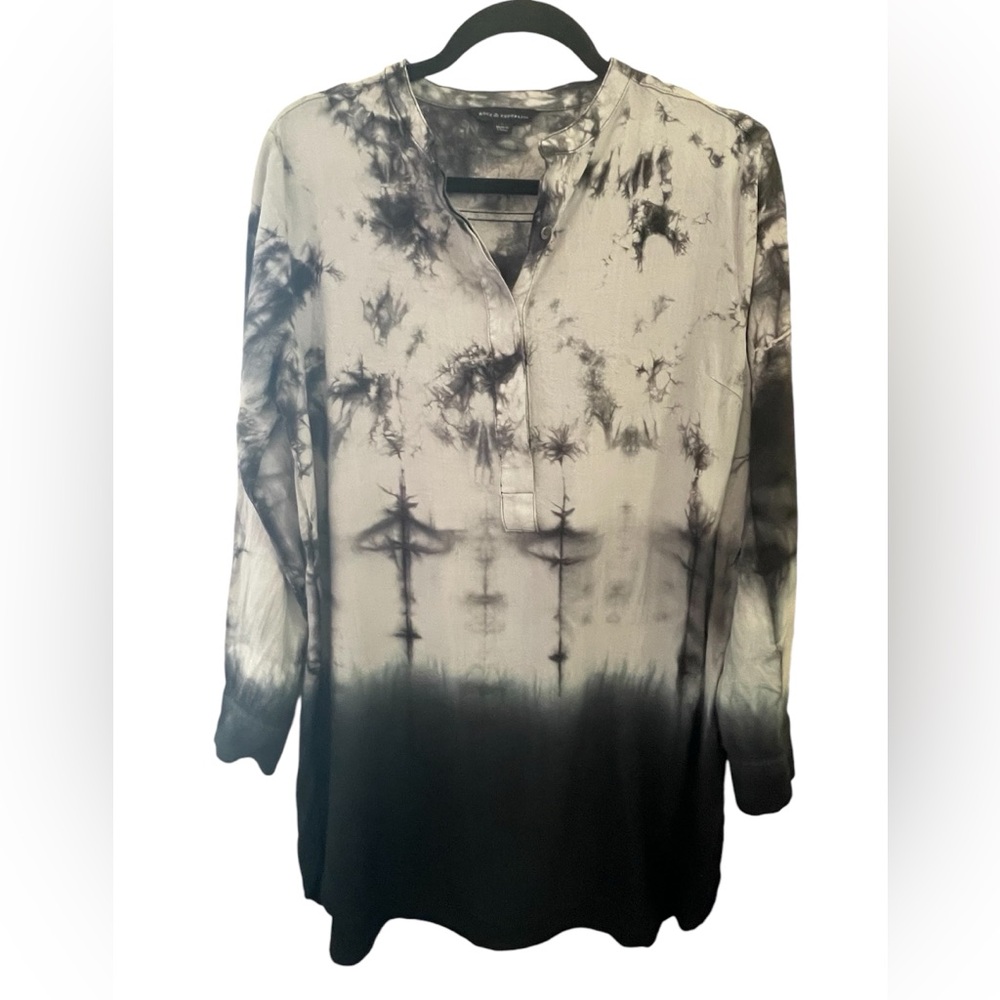 Rock & Republic Black & White Tie Dye Ombré Tunic - L